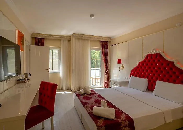 Szálloda Golden & 4*