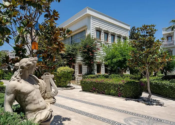 Szálloda Golden & 4*