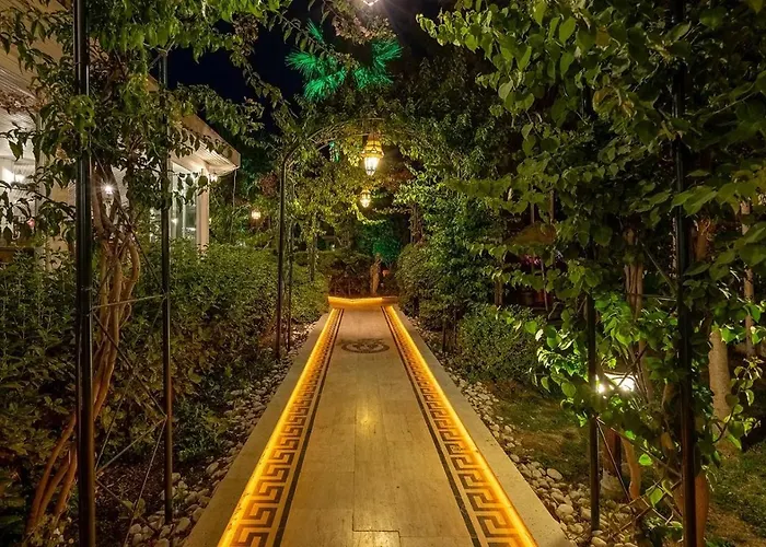 Golden & Szálloda 4*