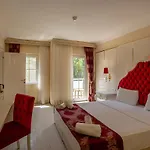 Hotell Golden & 4*