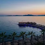 Hotell Golden & 4*