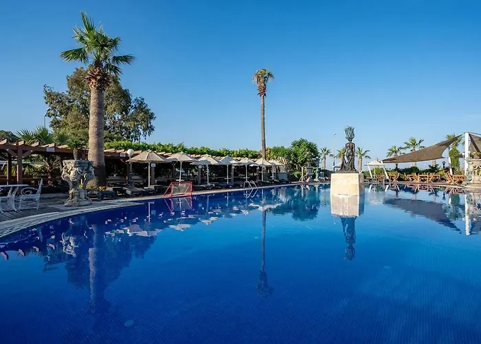 Golden & Hotel 4*