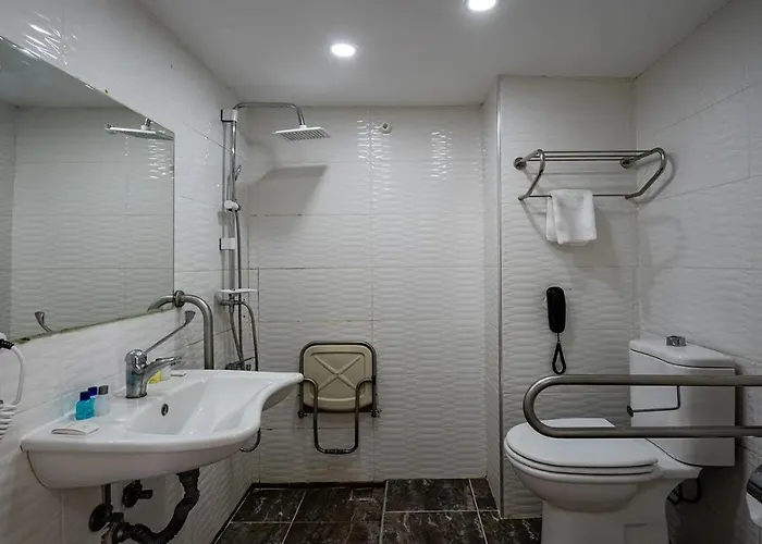 Hotel Golden &